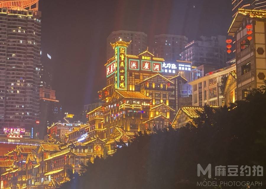 夜景模特