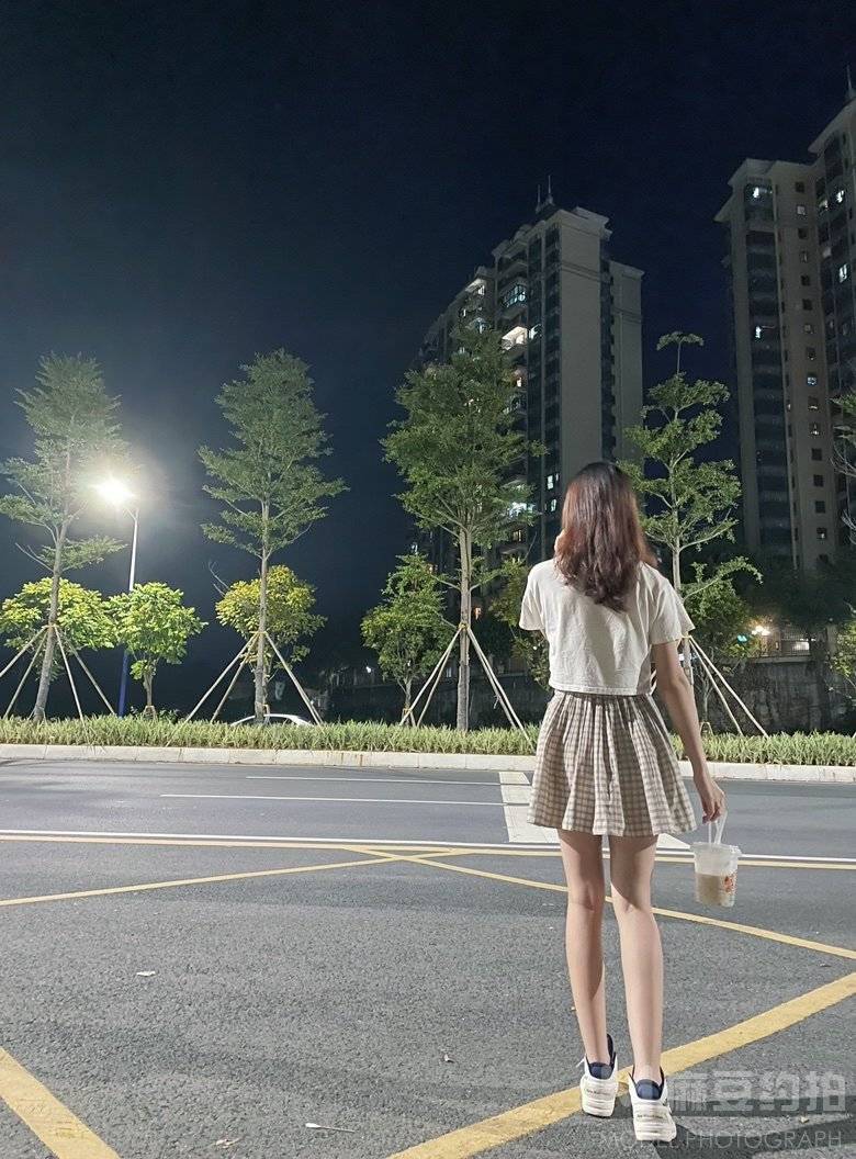 夜景模特