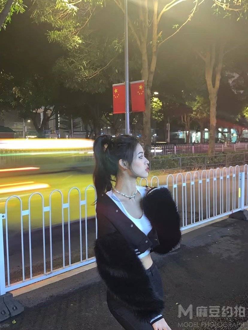 胶片模特