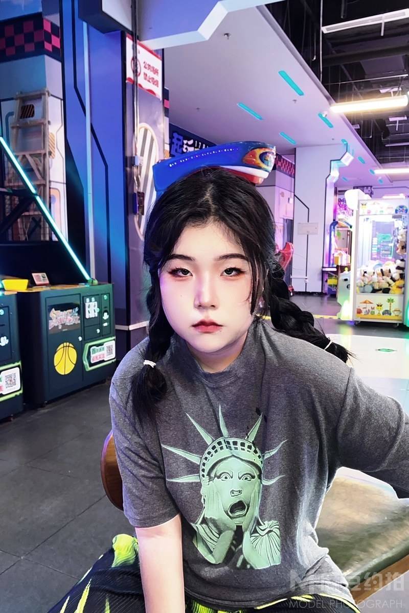 校园模特