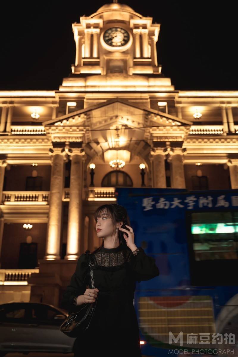 夜景模特