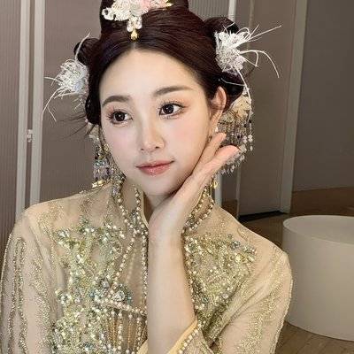 妆容模特