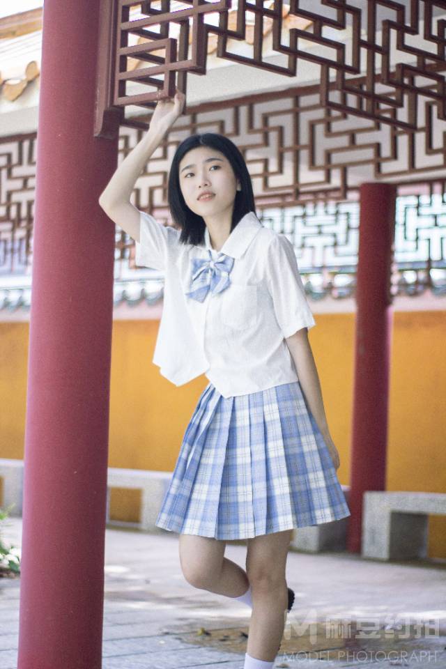 校园模特