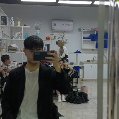 黑白模特