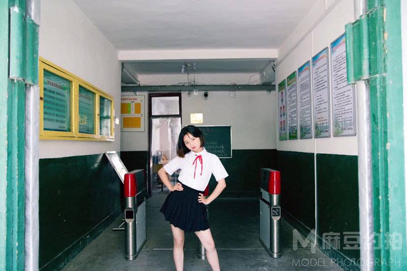 校园模特