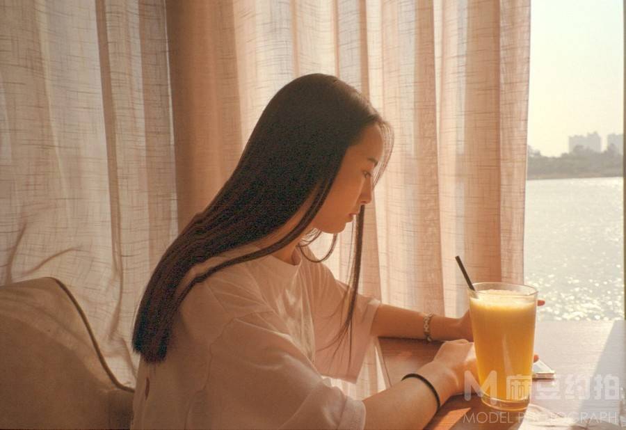 胶片模特