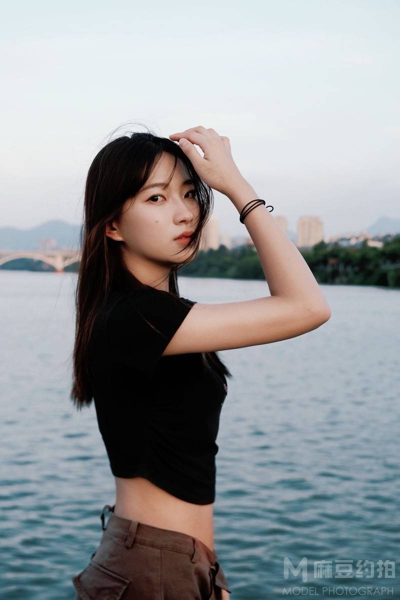 胶片模特