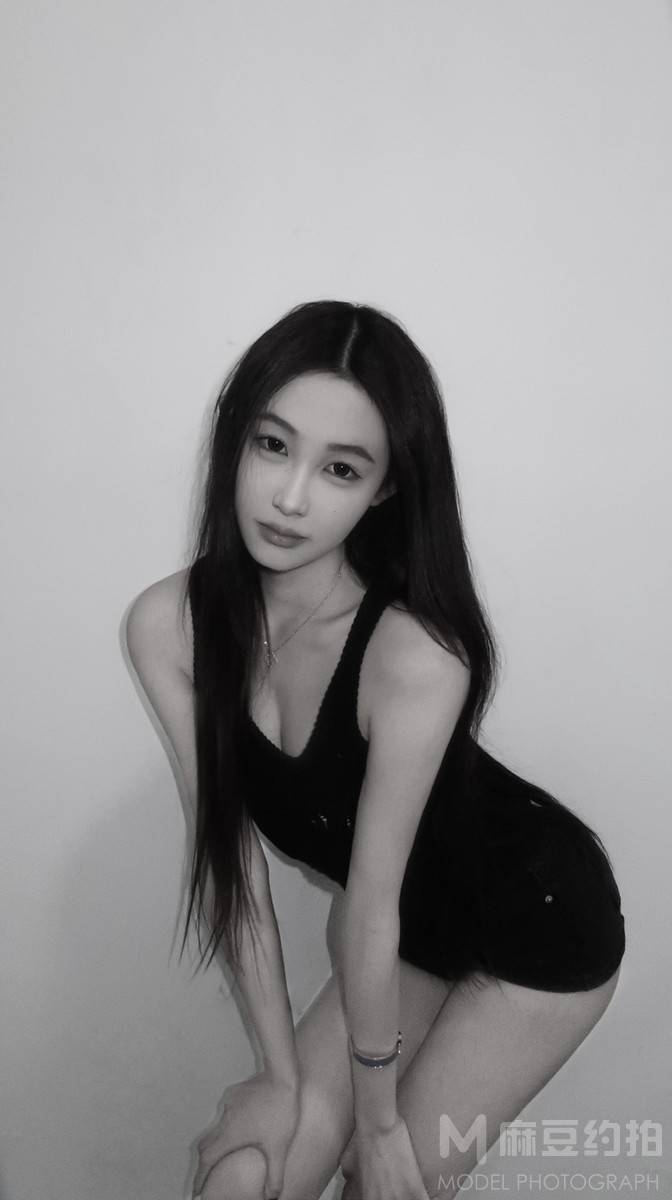 宝丽来模特