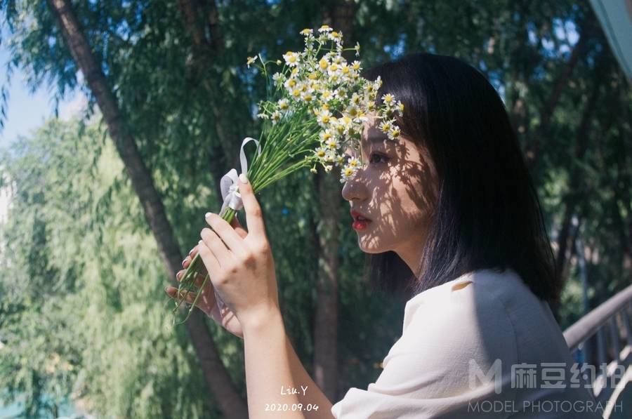 清新模特