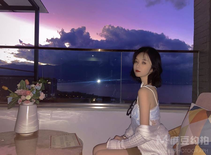 夜景模特