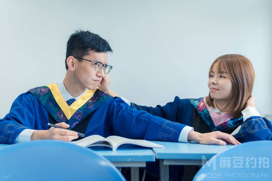 情侣模特