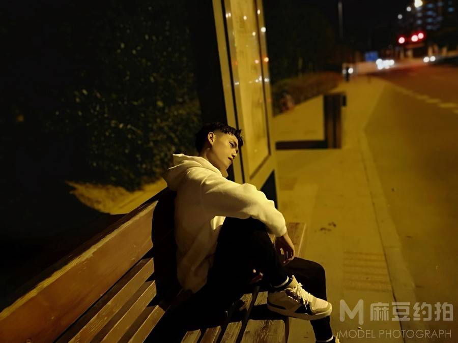 夜景模特
