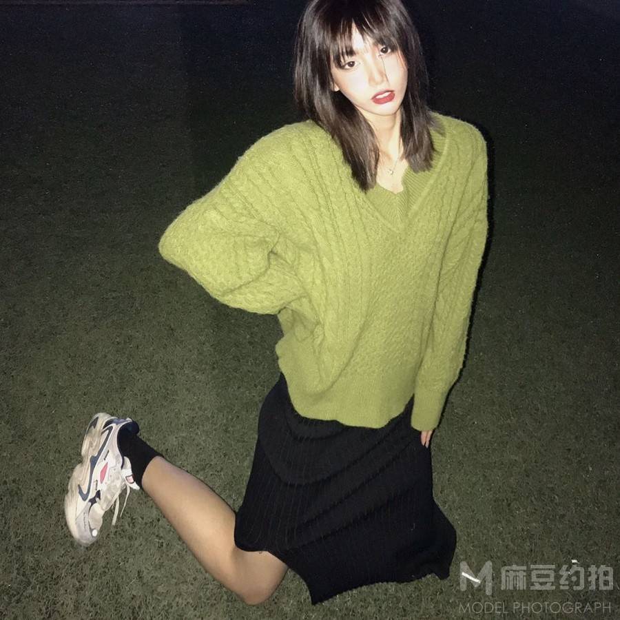 情绪模特