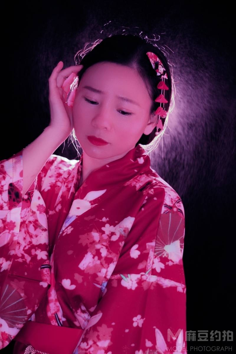 妆容模特