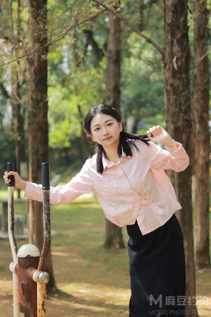 校园模特