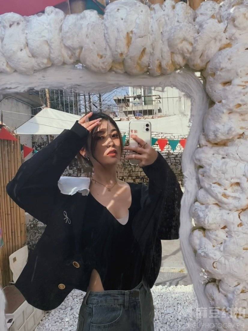纪实模特