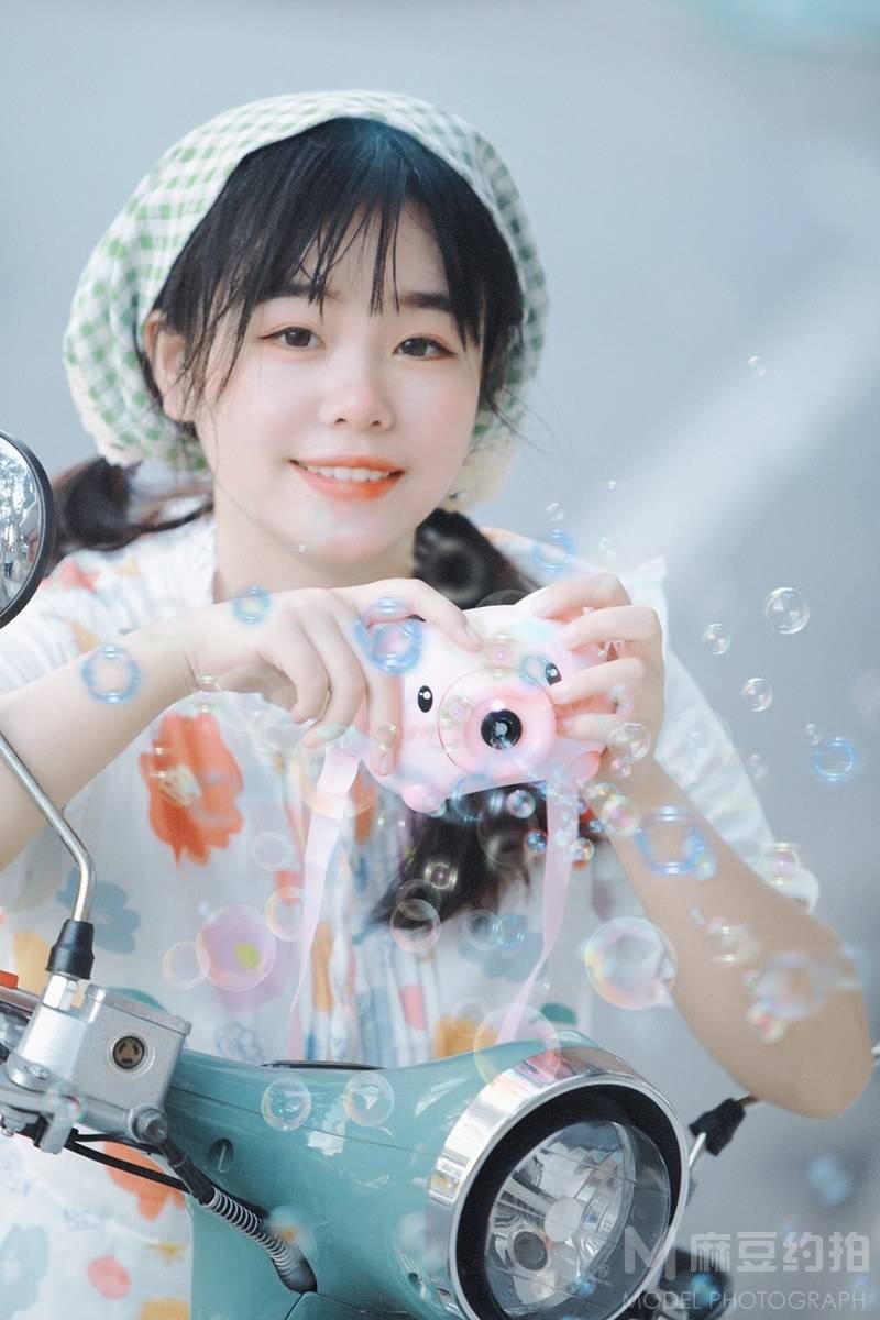 胶片模特