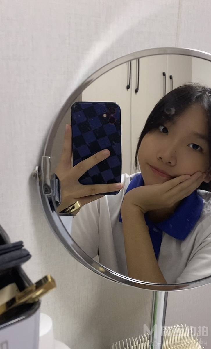 黑白模特
