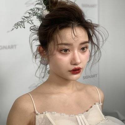 妆容模特