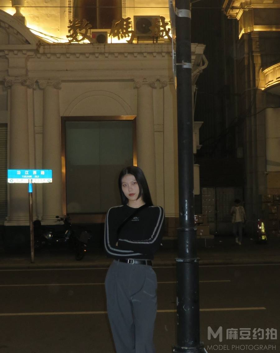 夜景模特