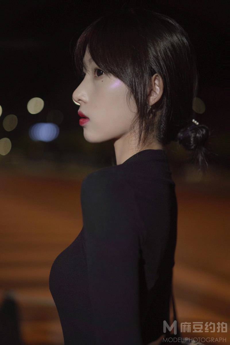 夜景模特