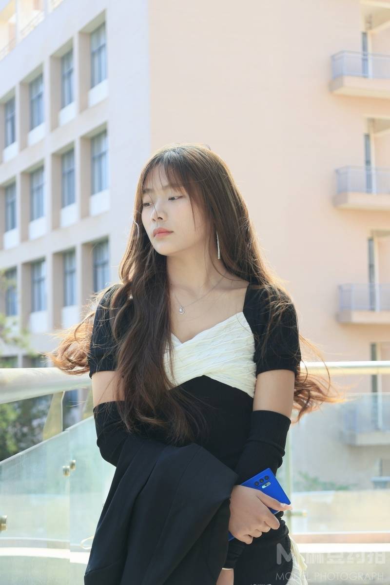 清新模特
