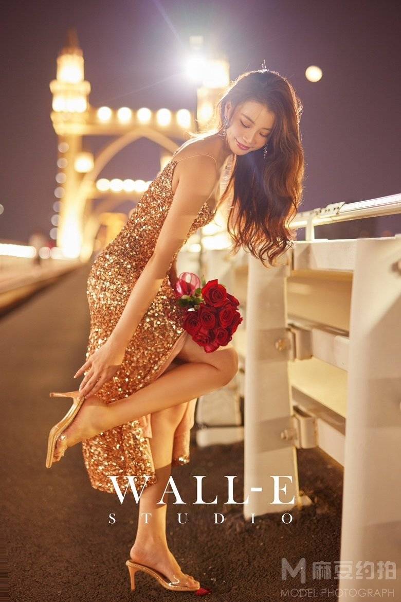 夜景模特