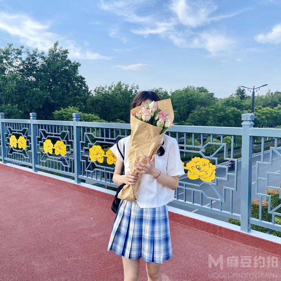 校园模特