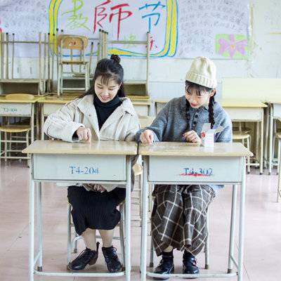 校园模特
