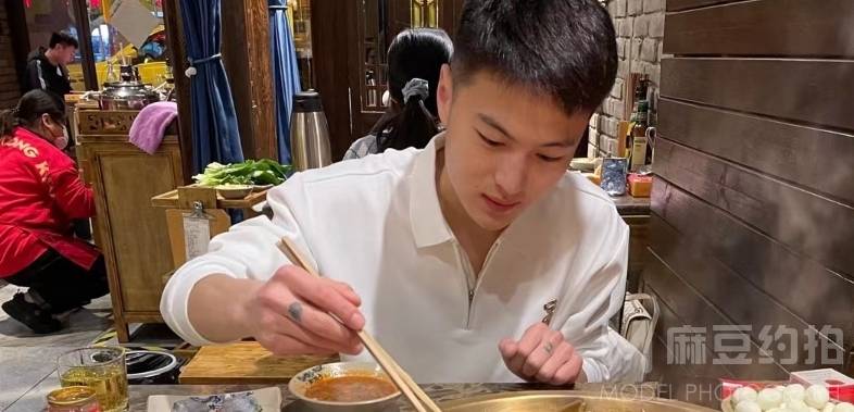 情侣模特