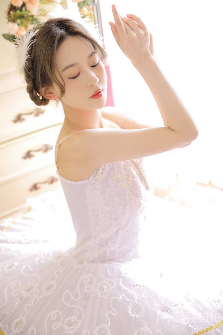 胶片模特
