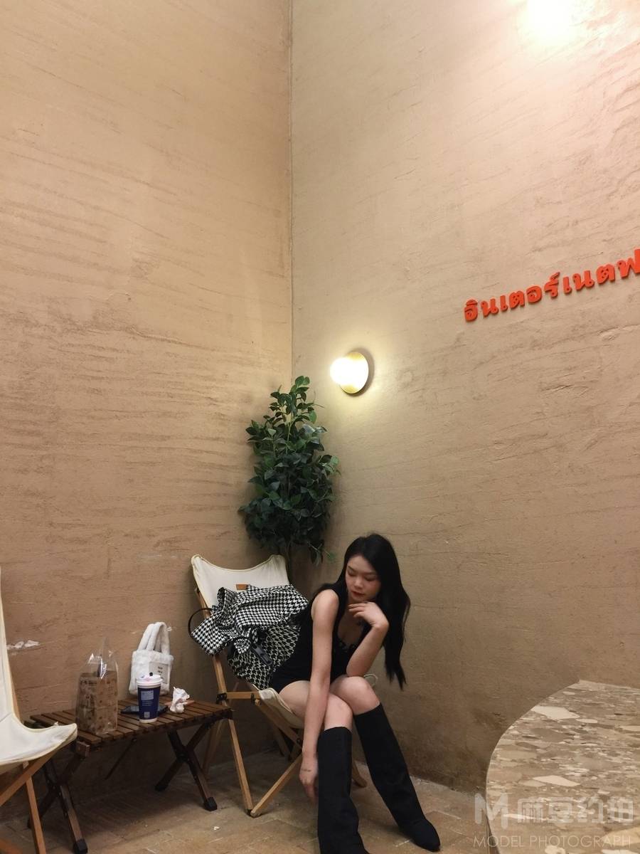 胶片模特