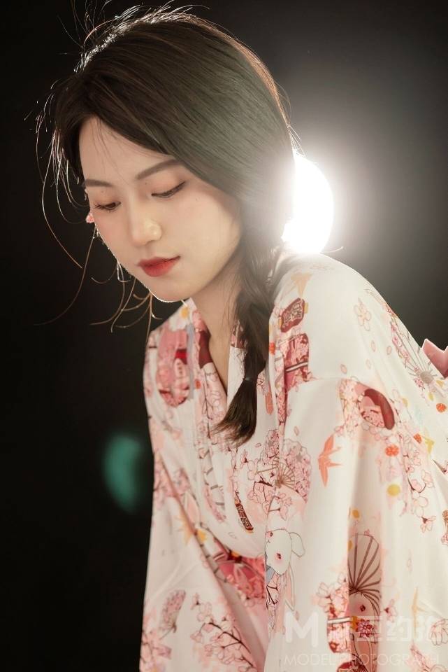 和服模特