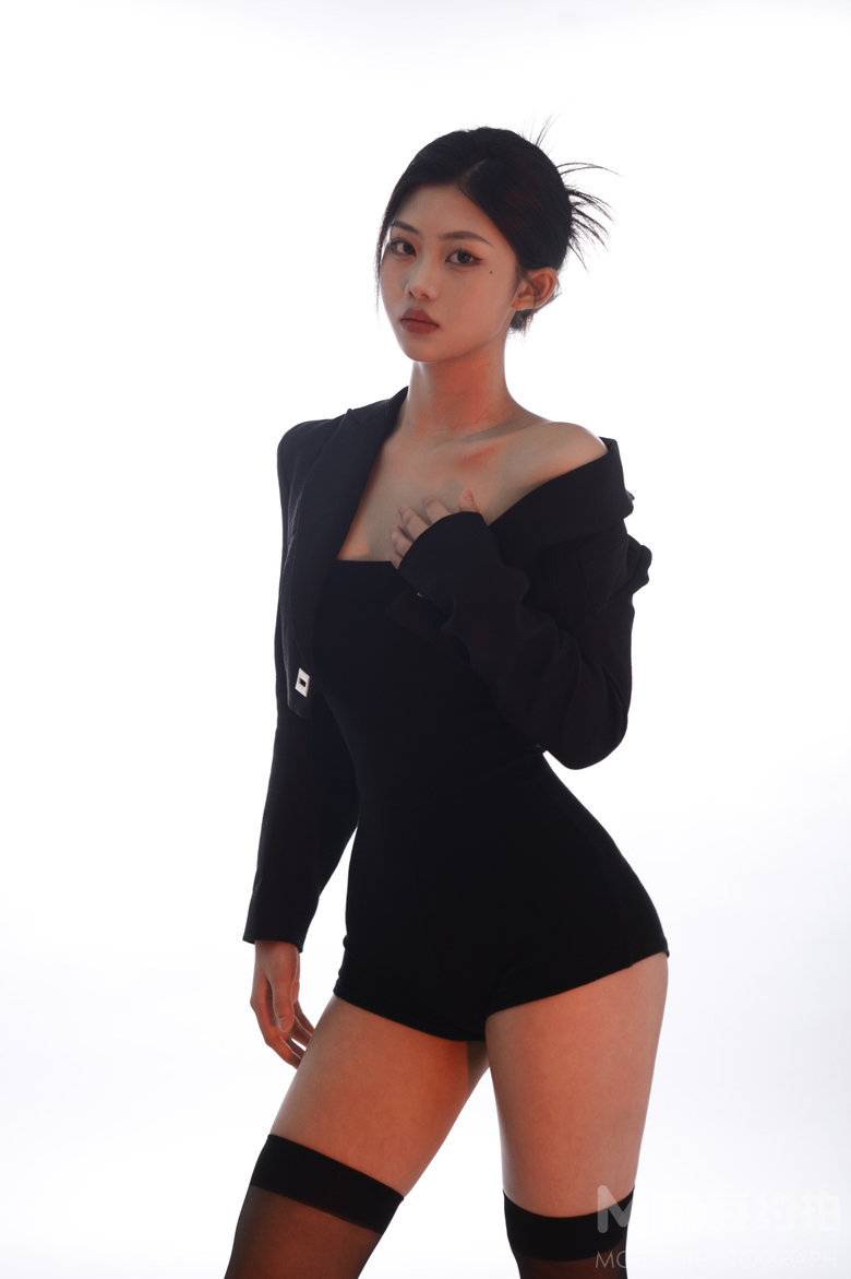 胶片模特