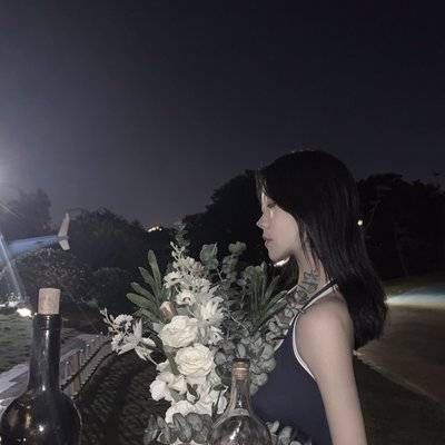 黑白模特