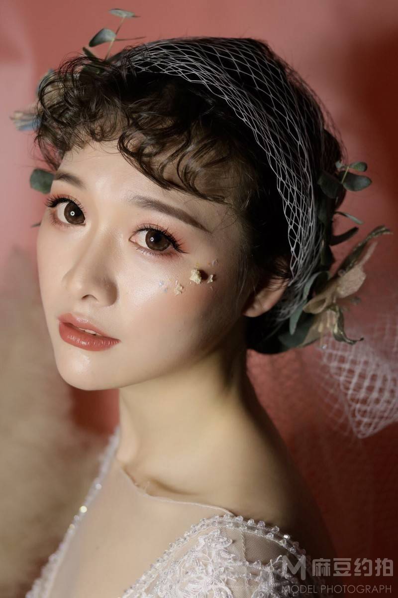 妆容模特