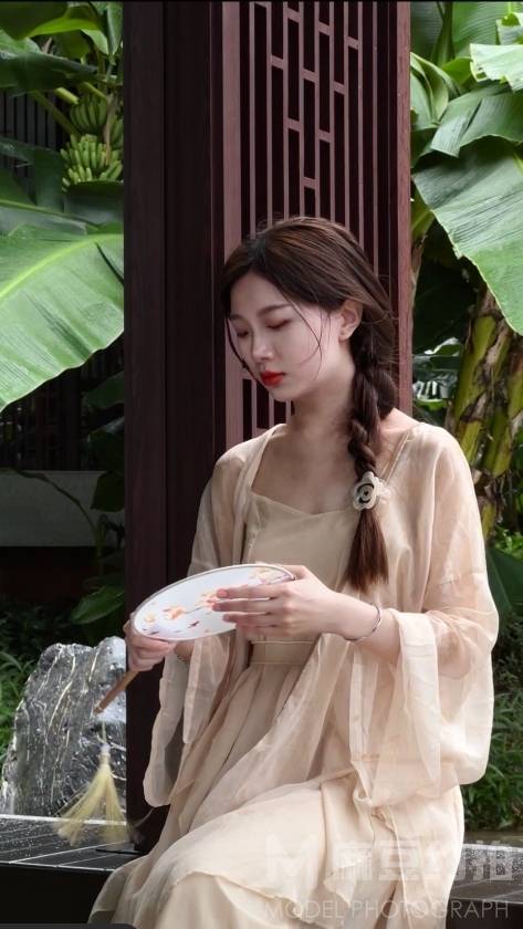 汉服模特