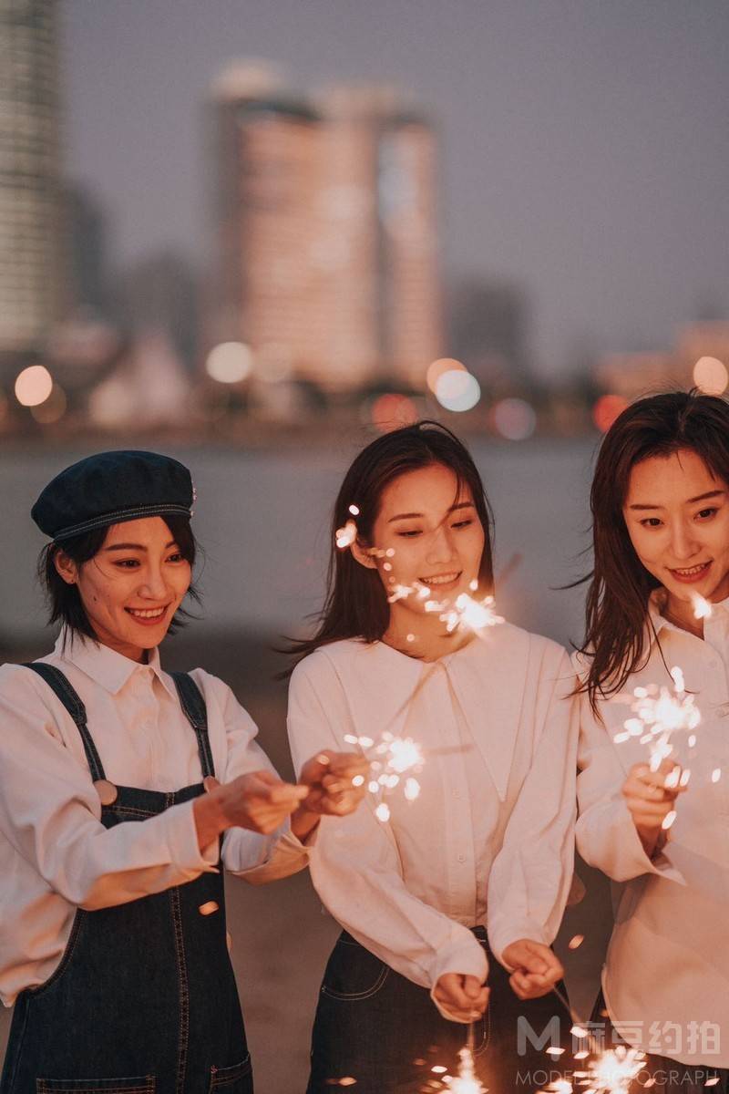 情侣模特