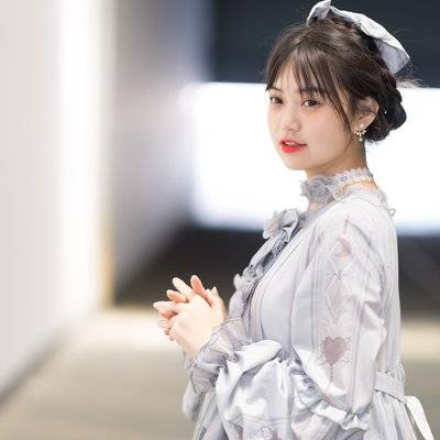 清新模特