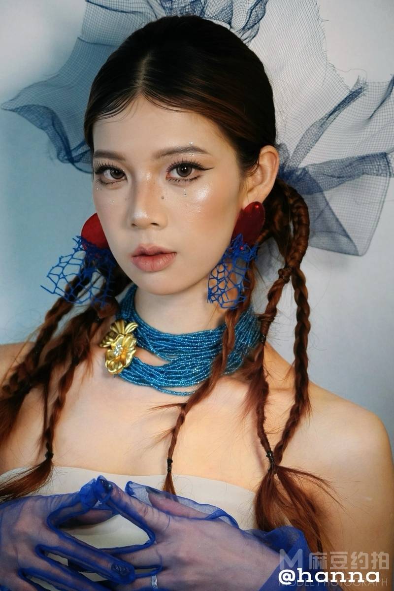 妆容模特