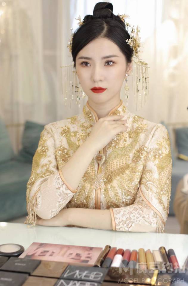 妆容模特