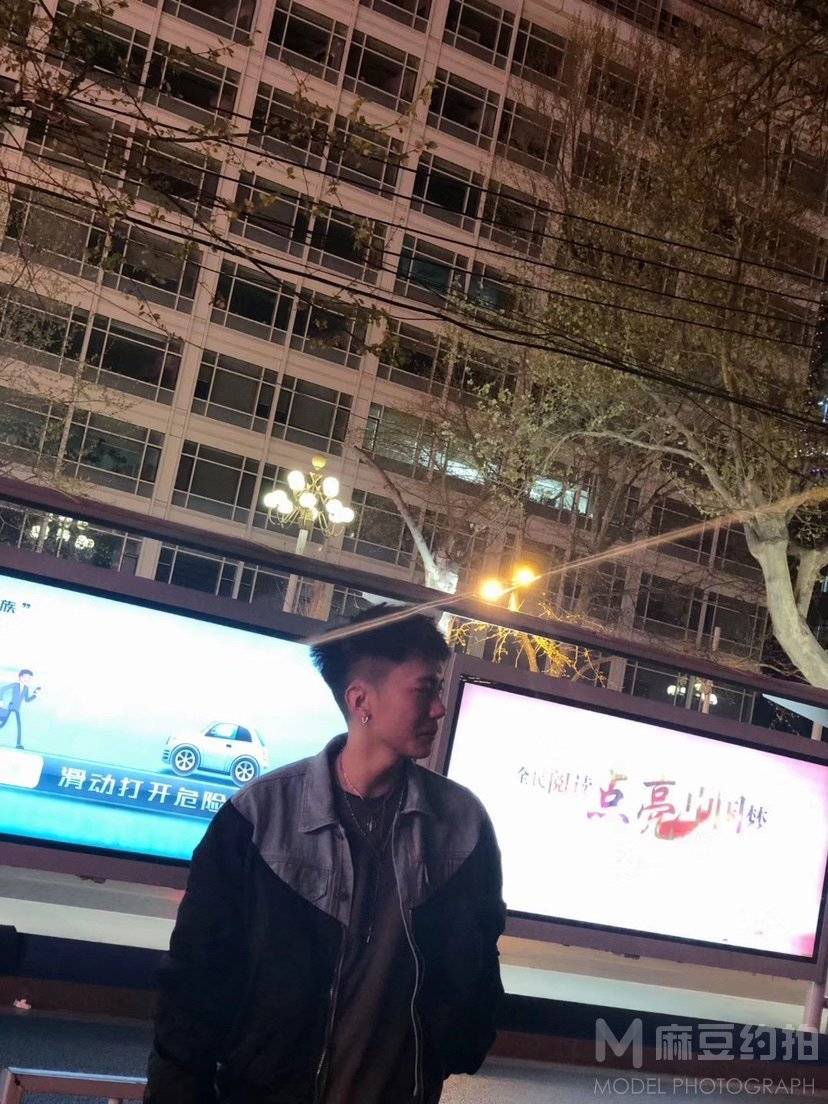 情侣模特