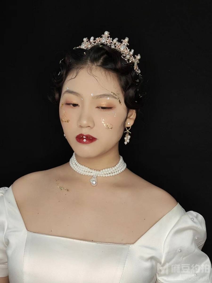 妆容模特