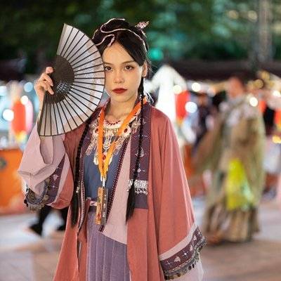 汉服模特
