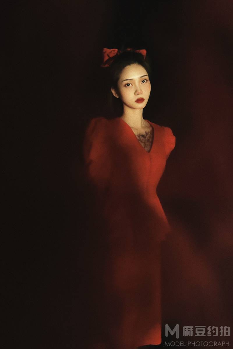 情绪模特