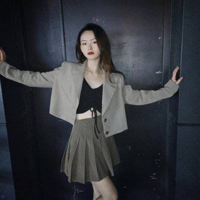 清新模特