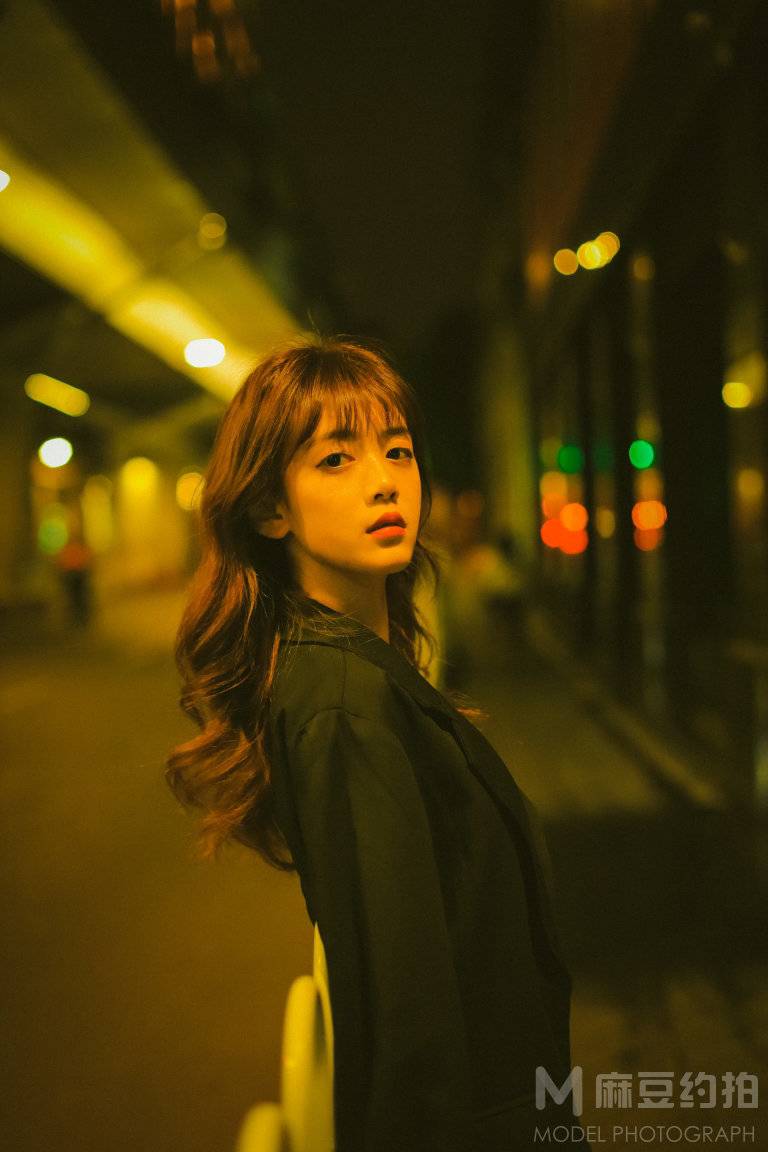 夜景模特
