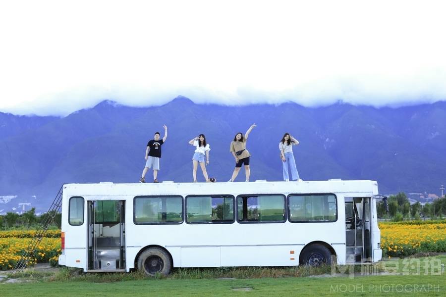 清新模特