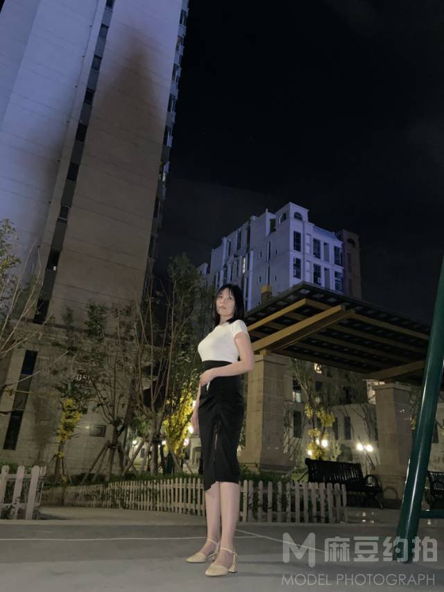 夜景模特