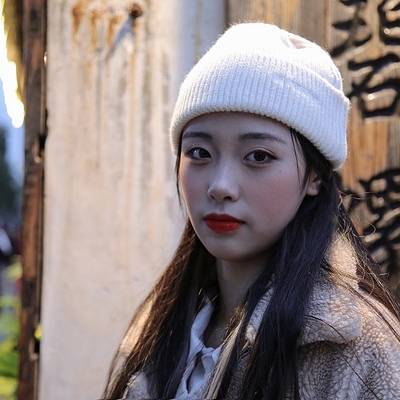 校园模特